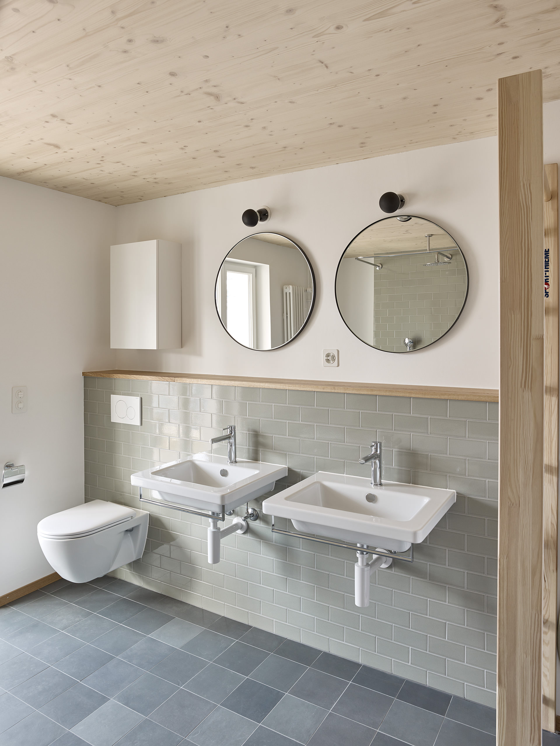 E19697 Alpa 086131 SCREEN